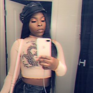 Meet your Posher, Earline